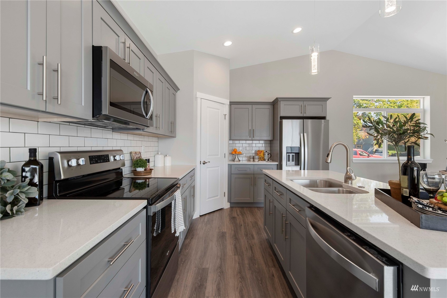 19 Bayview Lane