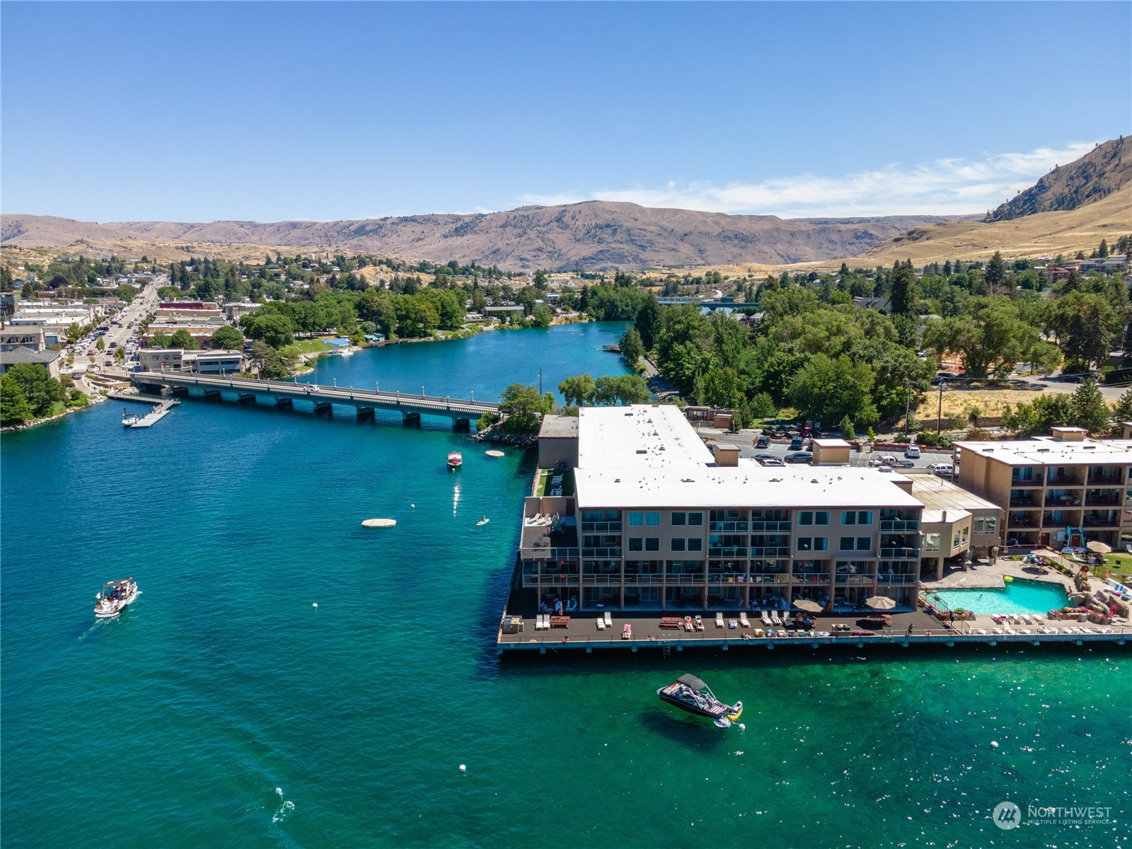 322 W Woodin Ave Unit: 610