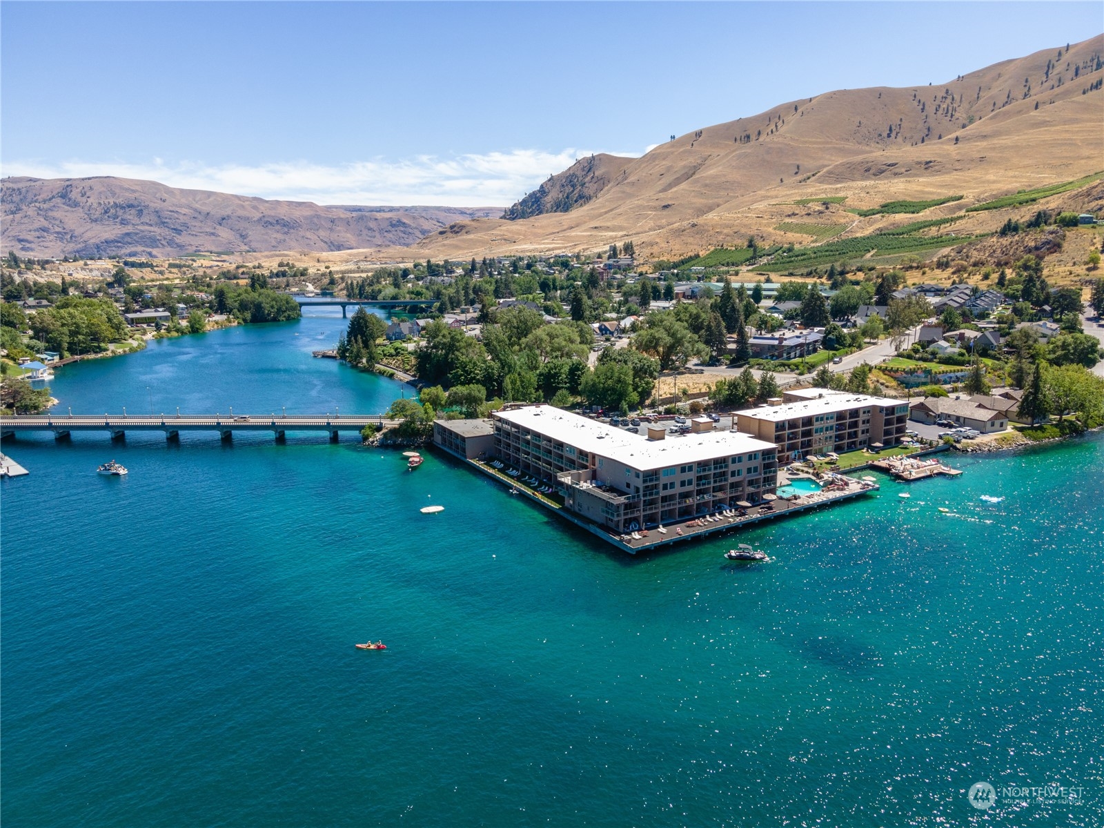 322 W Woodin Ave Unit: 610
