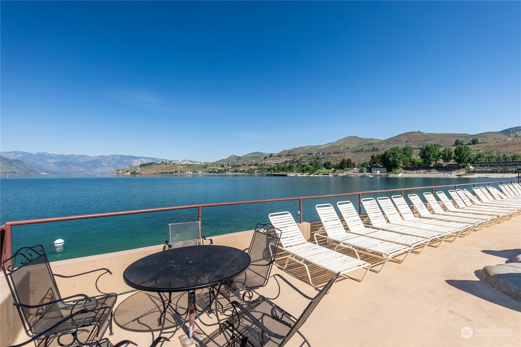 322 W Woodin Ave Unit: 610