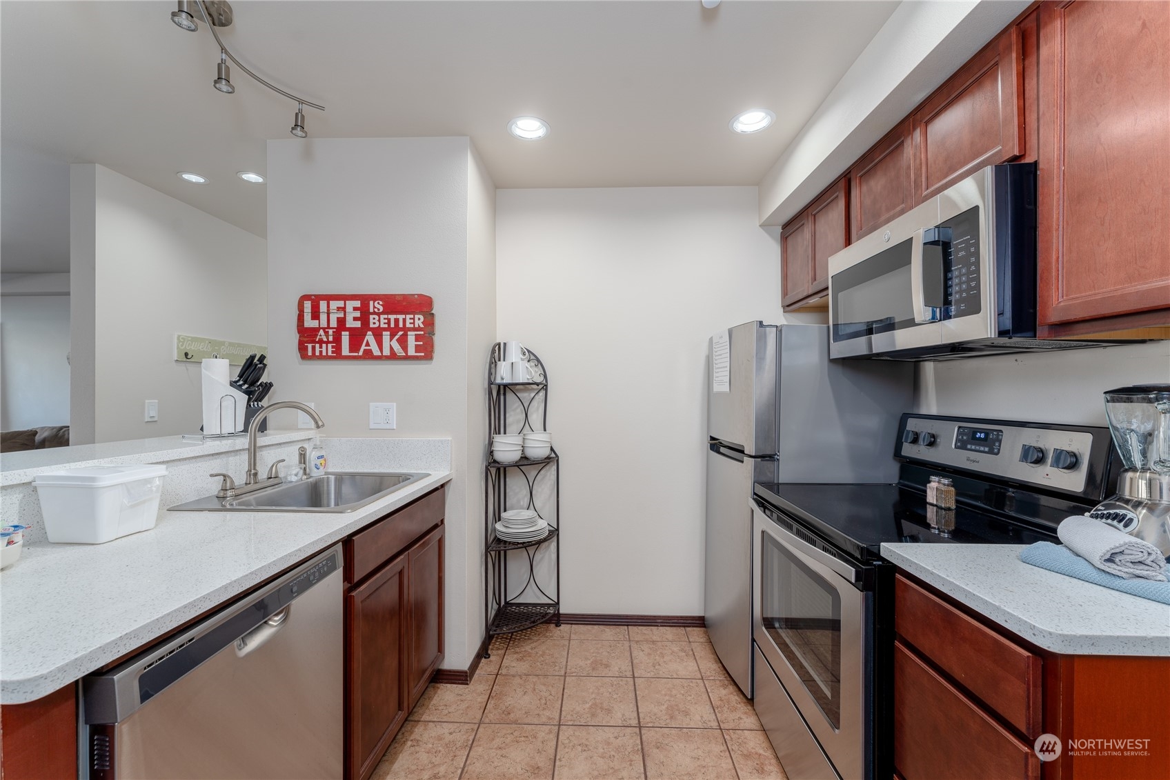 322 W Woodin Ave Unit: 610