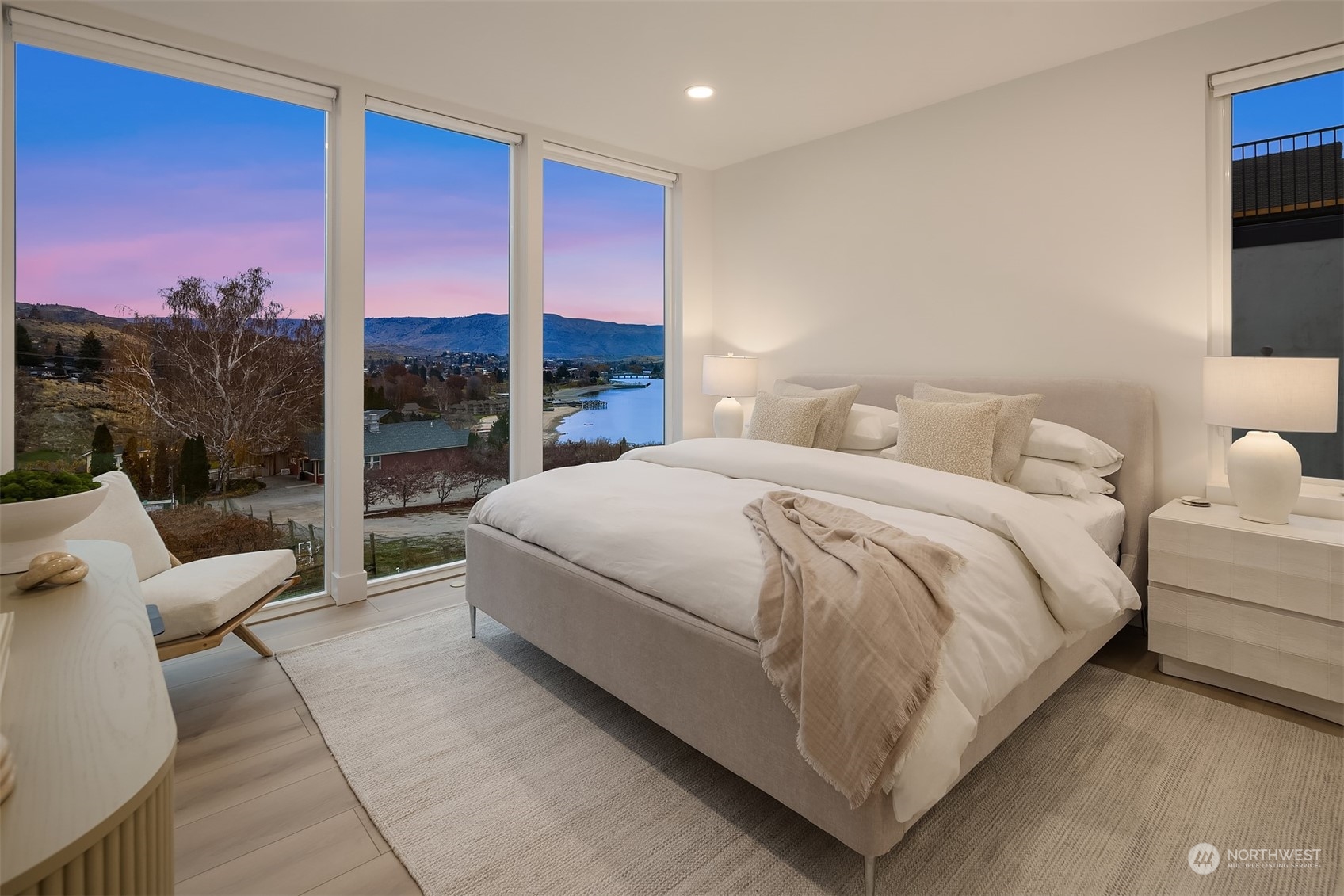 1303 Dragonfly Court