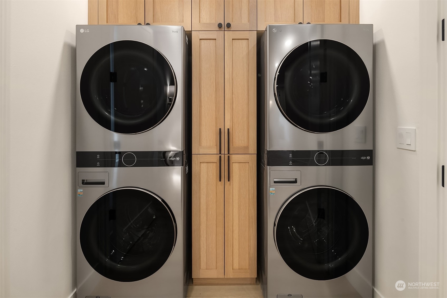 1303 Dragonfly Court