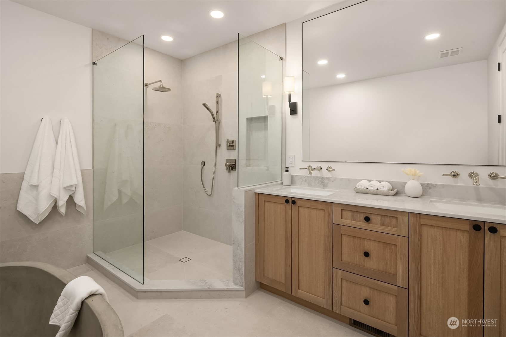 1303 Dragonfly Court