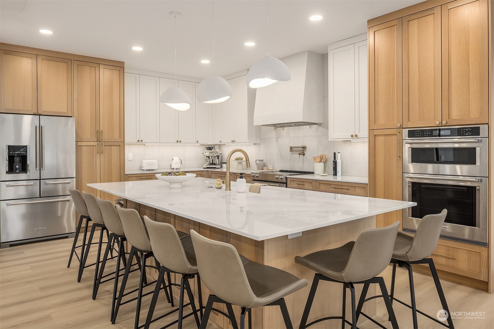 1303 Dragonfly Court