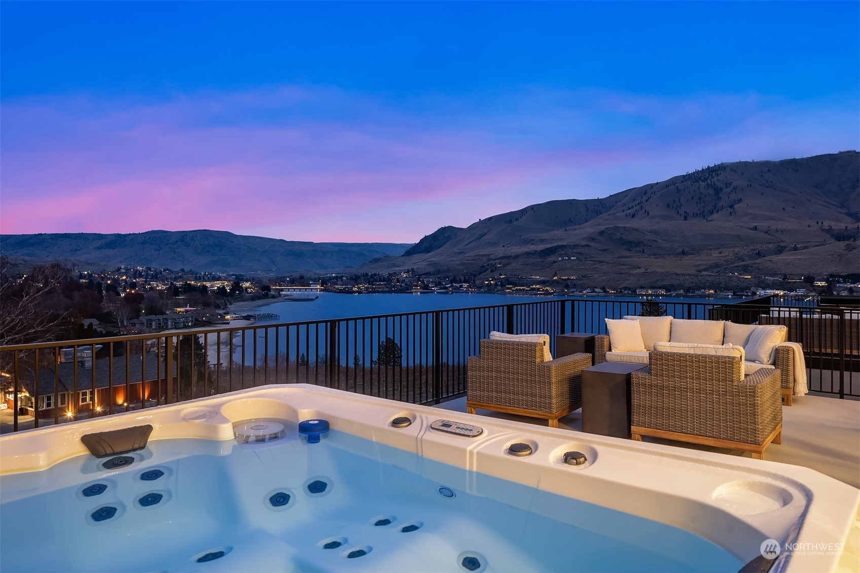 1303 Dragonfly Court