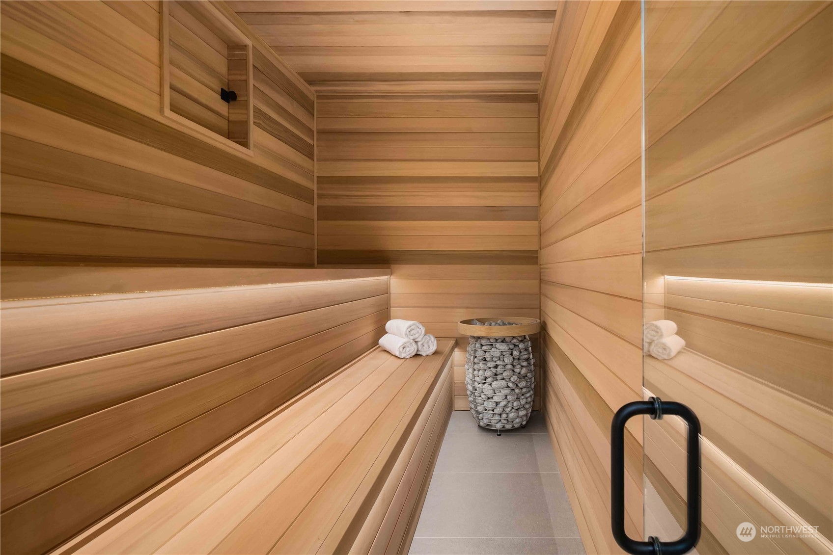 1303 Dragonfly Court