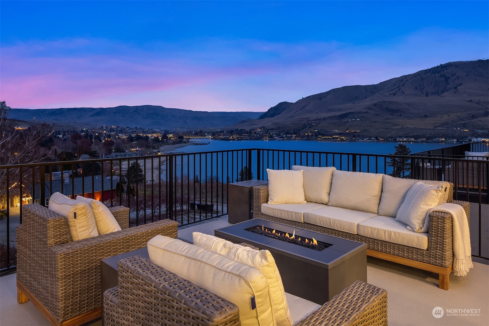 1303 Dragonfly Court