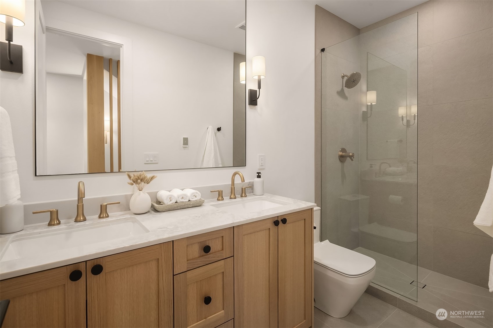 1303 Dragonfly Court