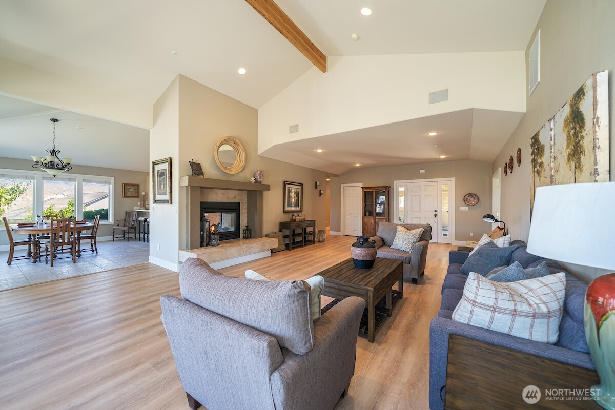 206 Desert Canyon Boulevard