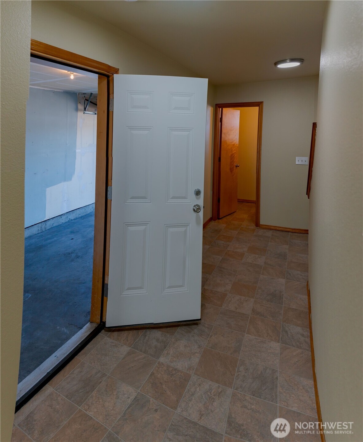 4044 S Puget Sounds Avenue