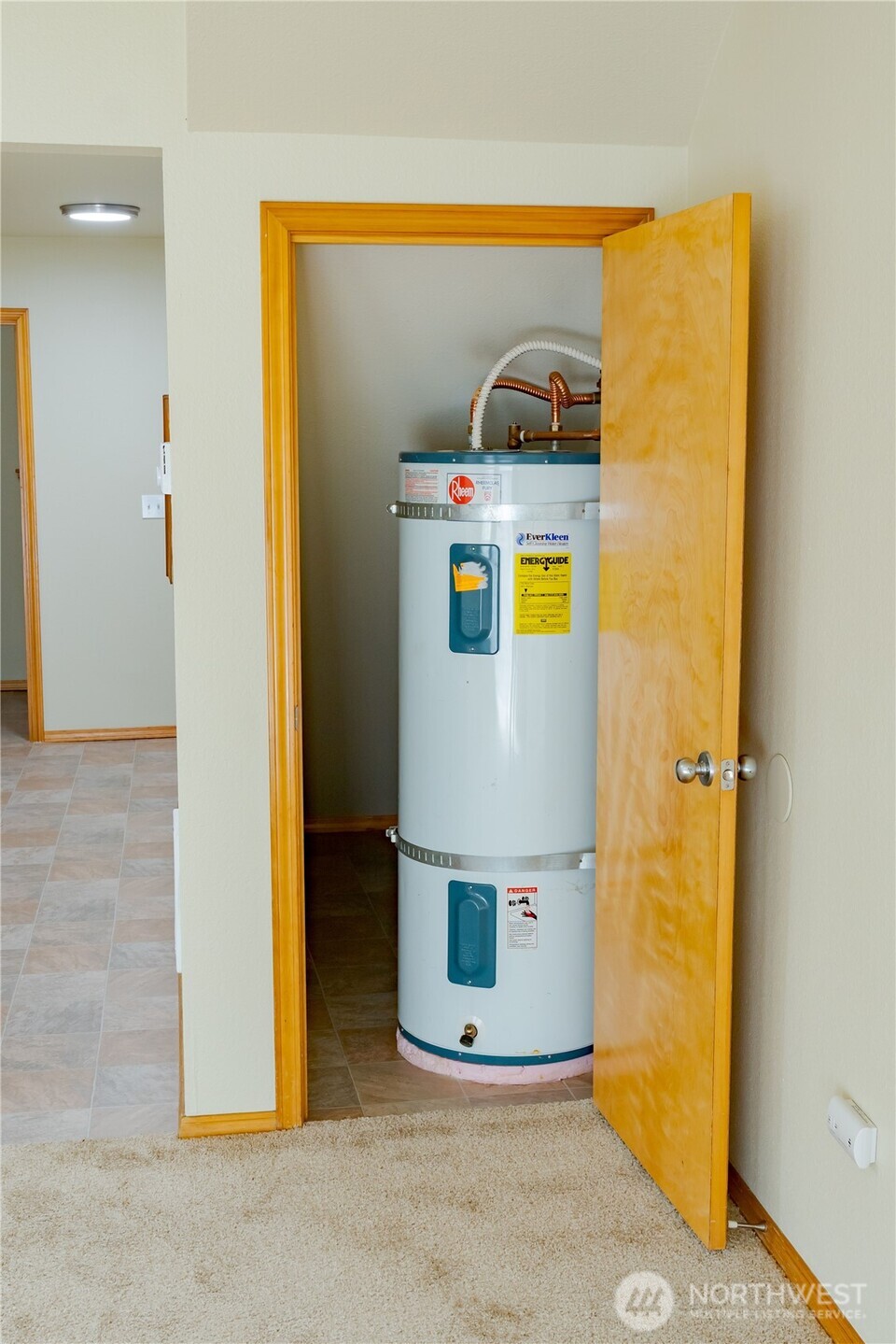 4044 S Puget Sounds Avenue