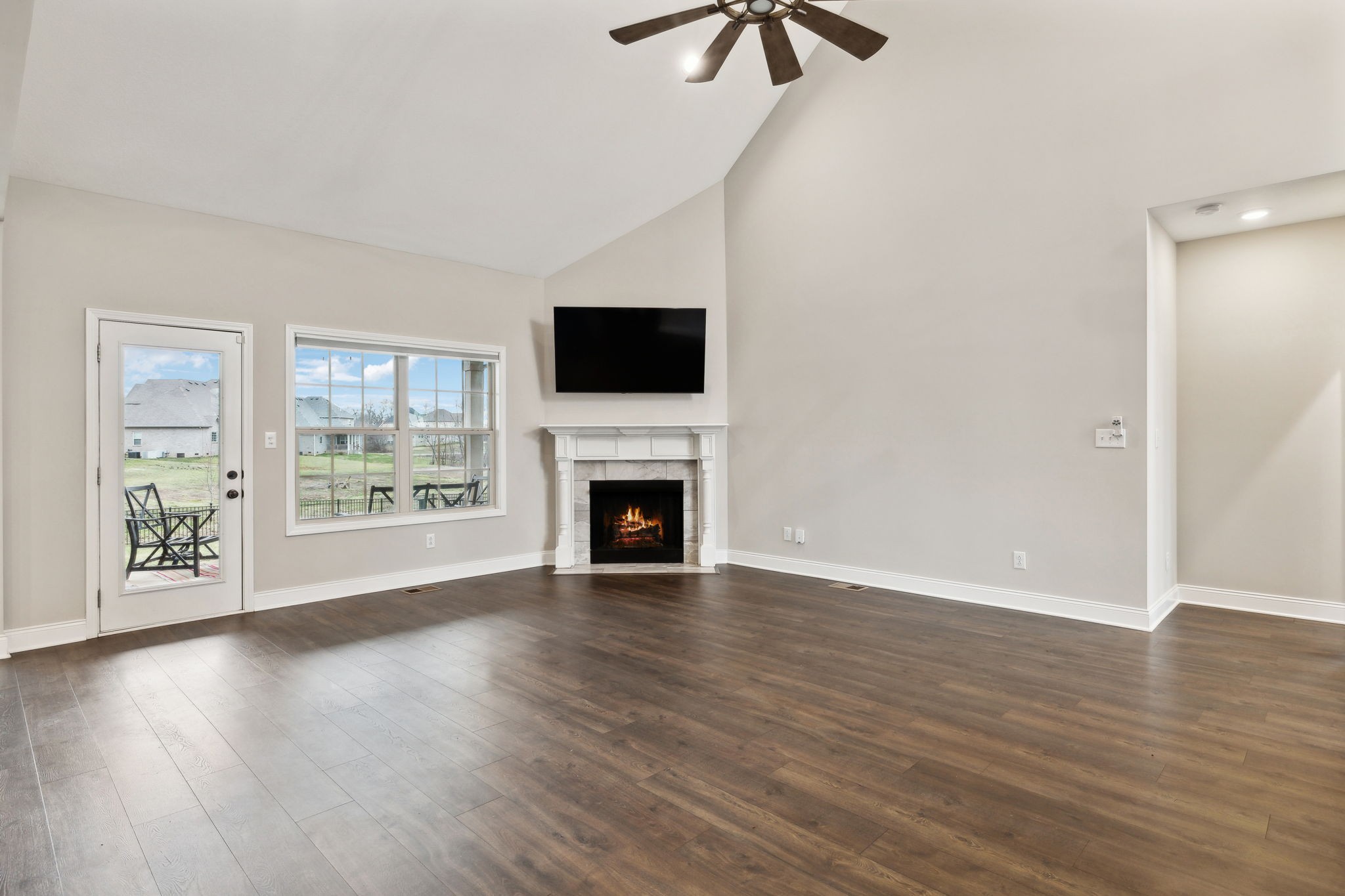 1528 Charles Bell Rd