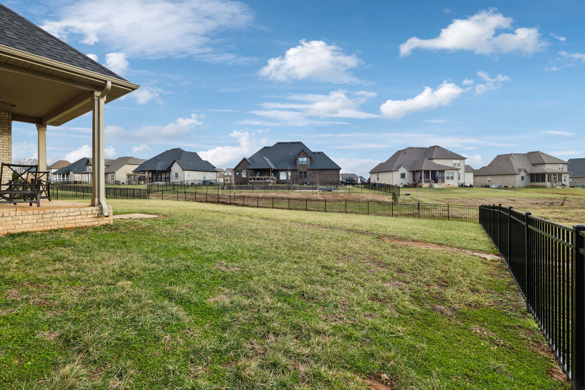 1528 Charles Bell Rd