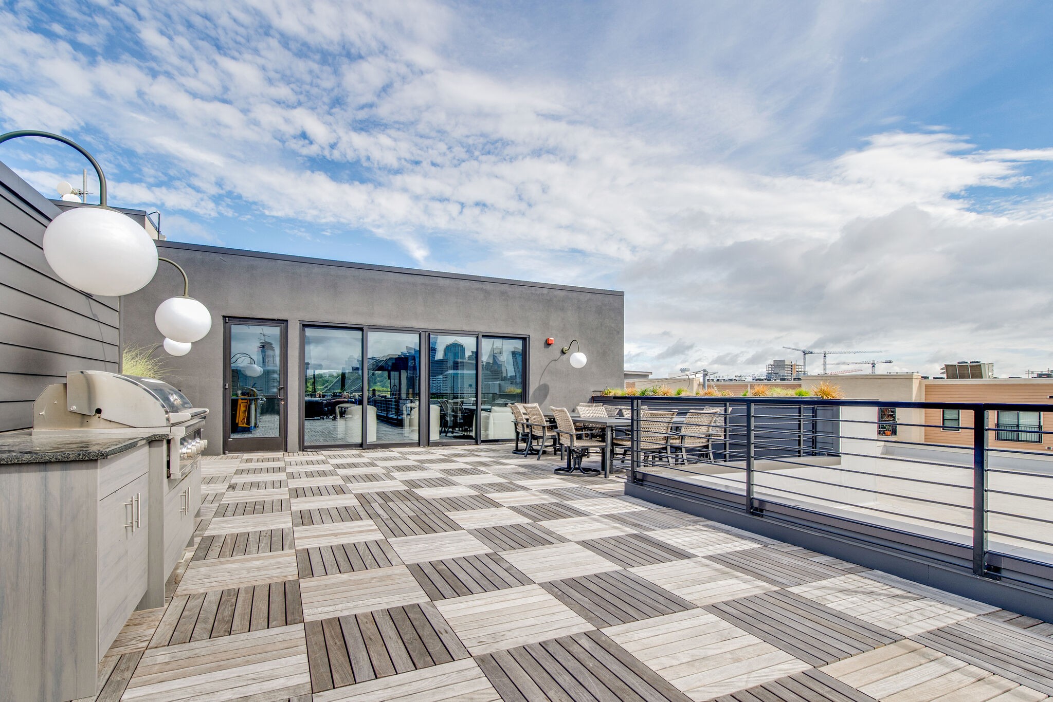 601 Madison St Unit: 312