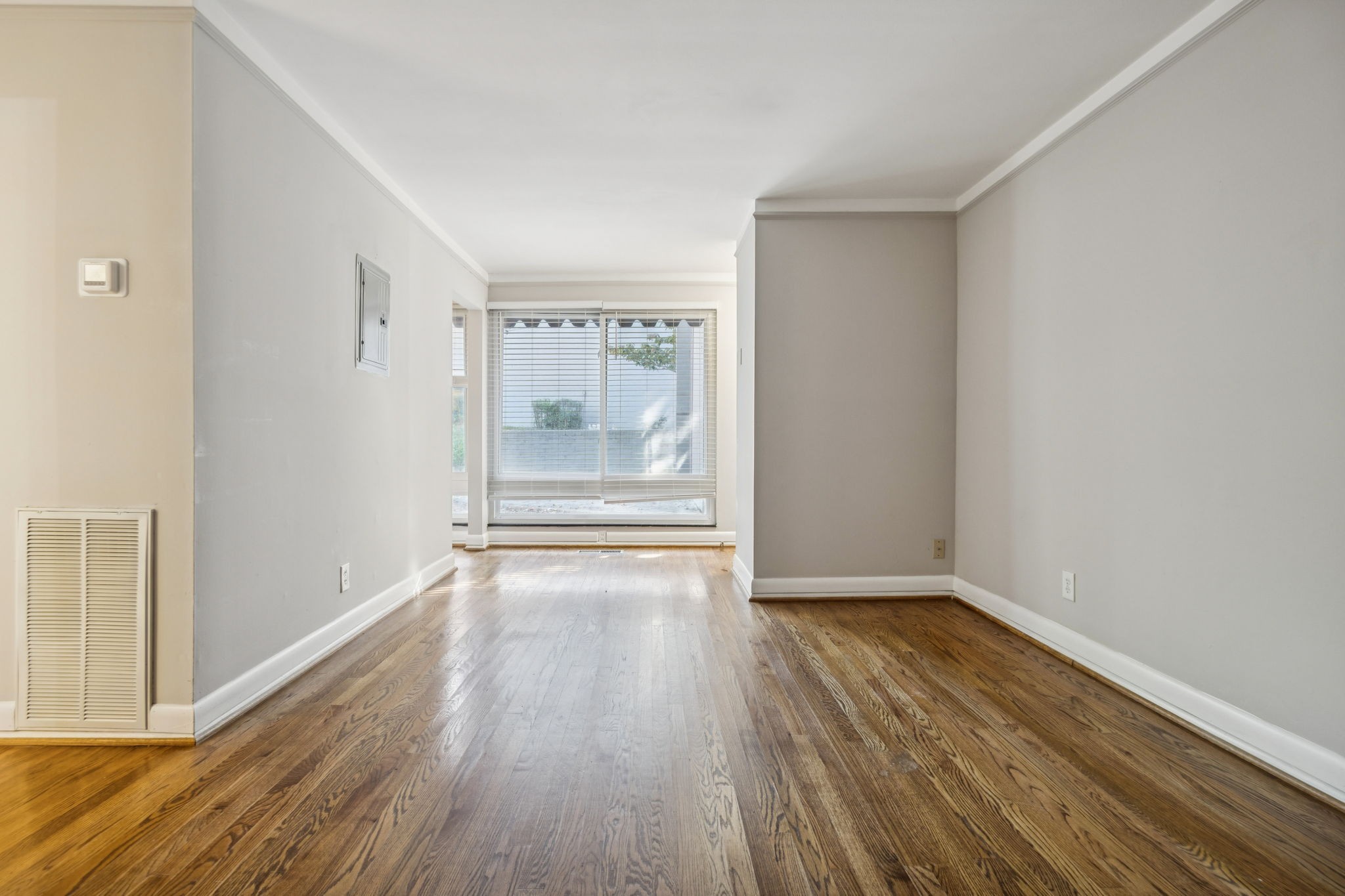 201 Acklen Park Dr Unit: 34