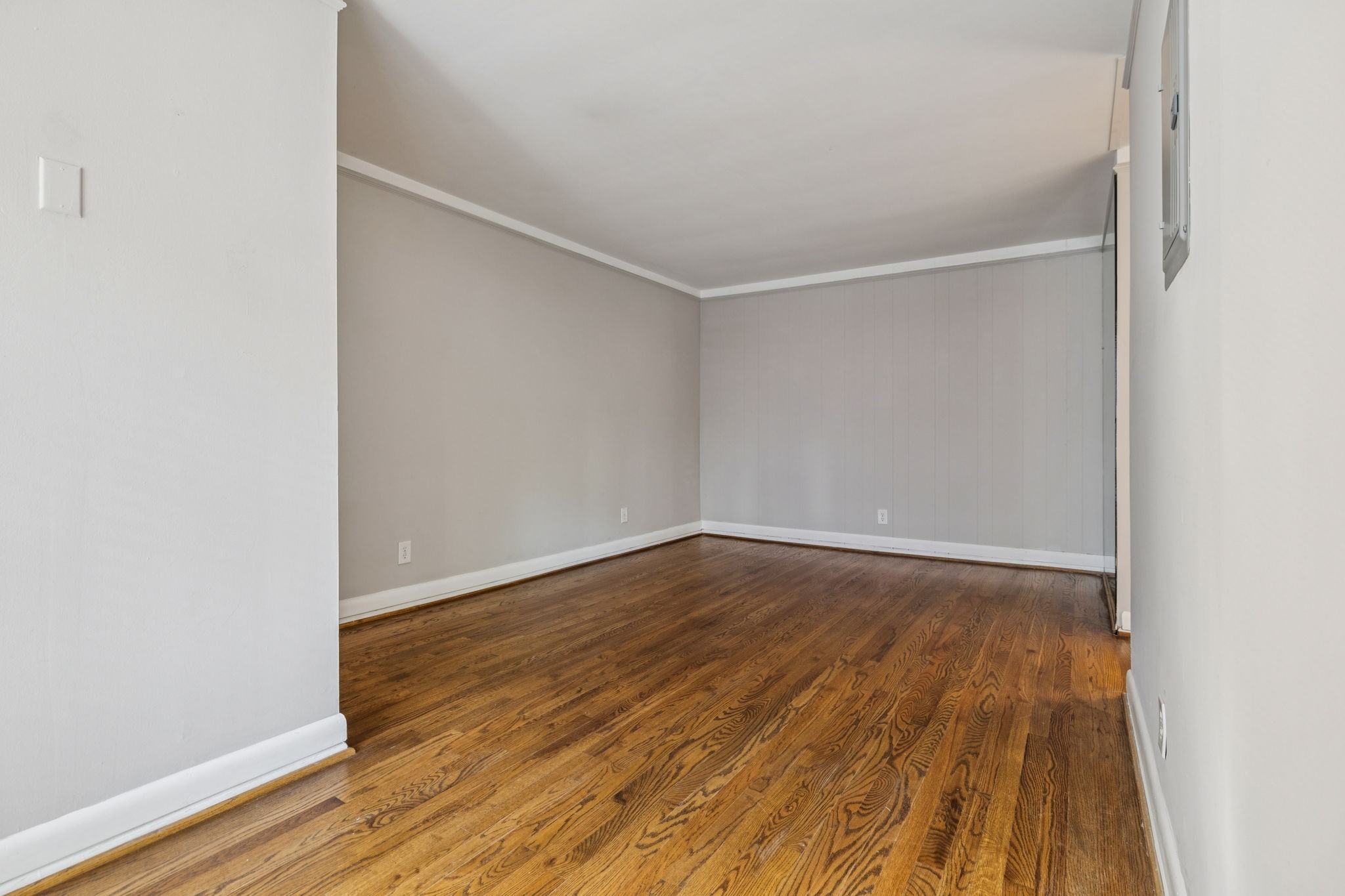 201 Acklen Park Dr Unit: 34