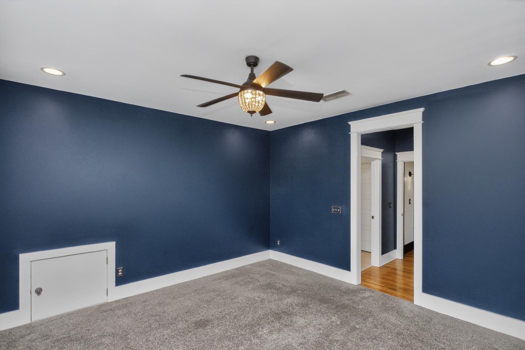 1315 Lillian St