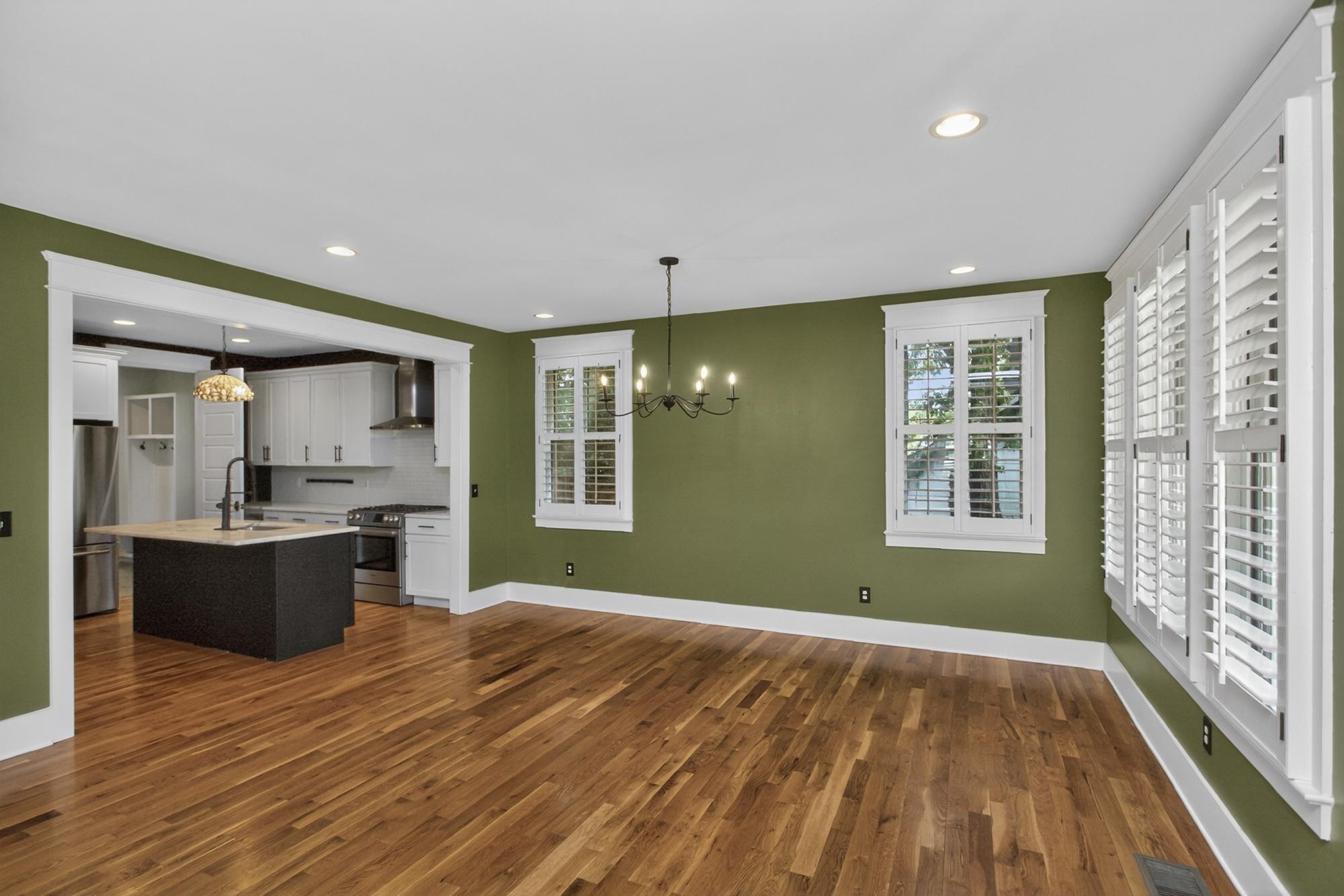 1315 Lillian St