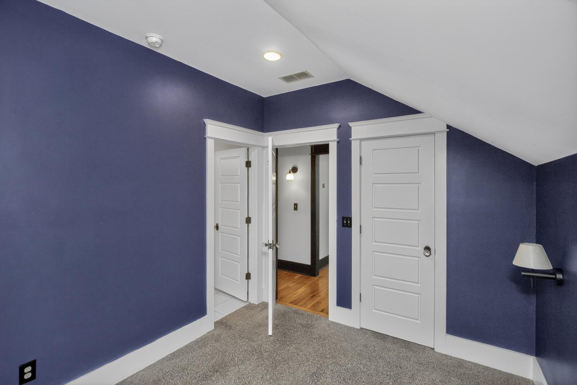 1315 Lillian St