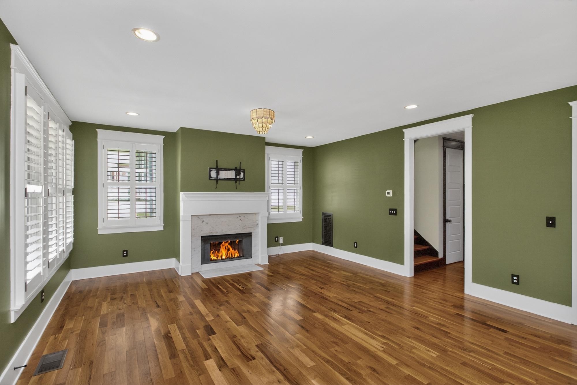 1315 Lillian St