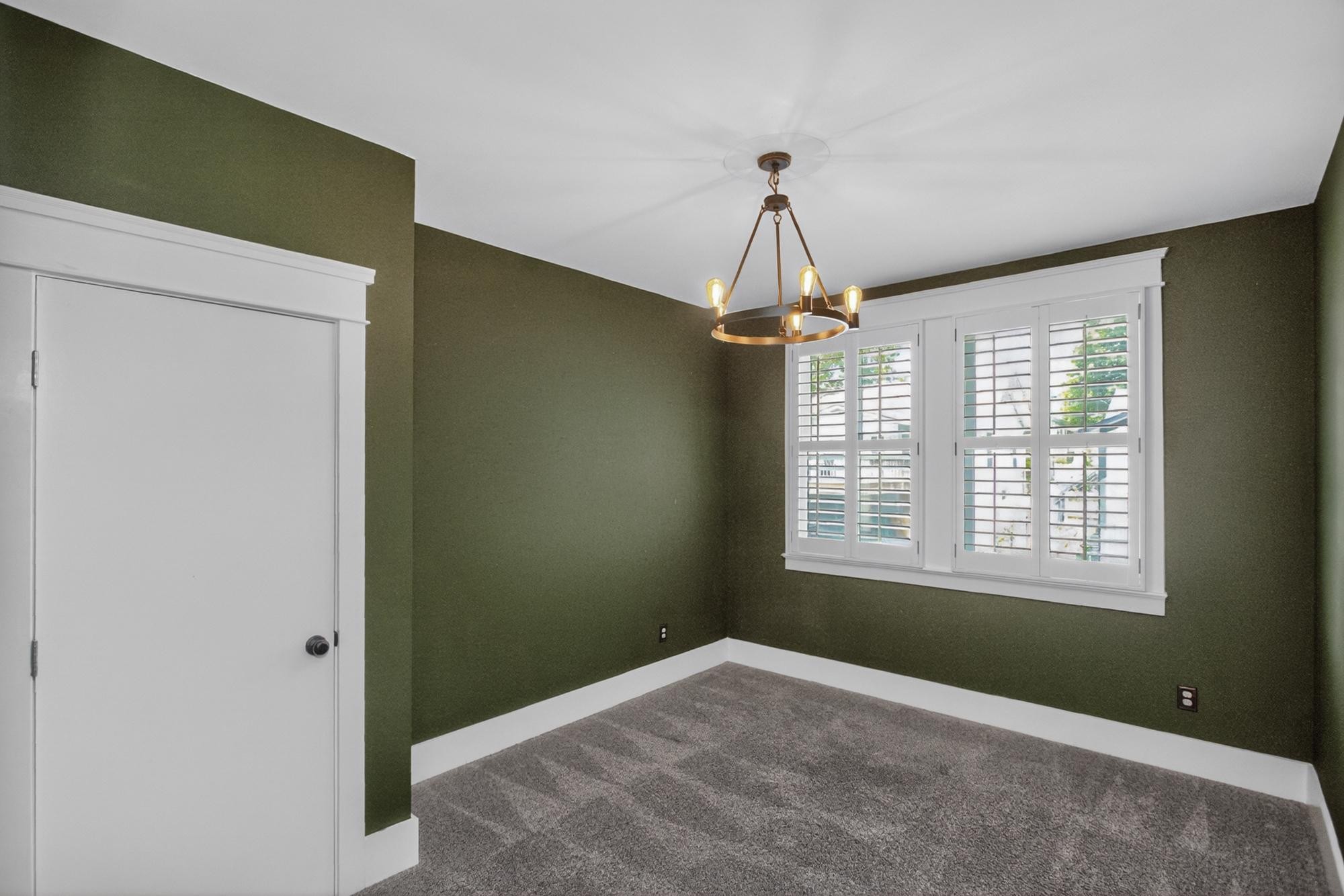 1315 Lillian St