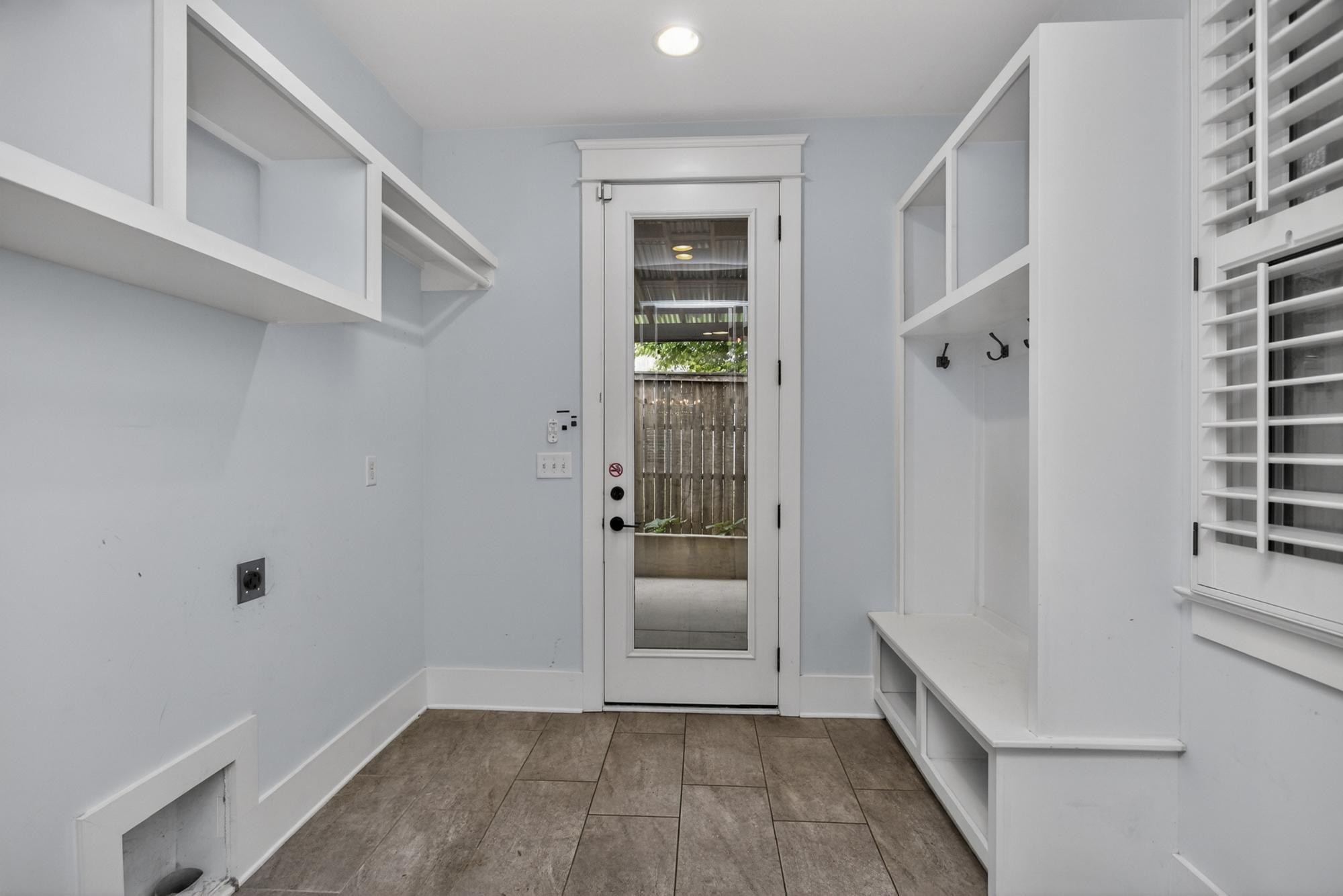 1315 Lillian St
