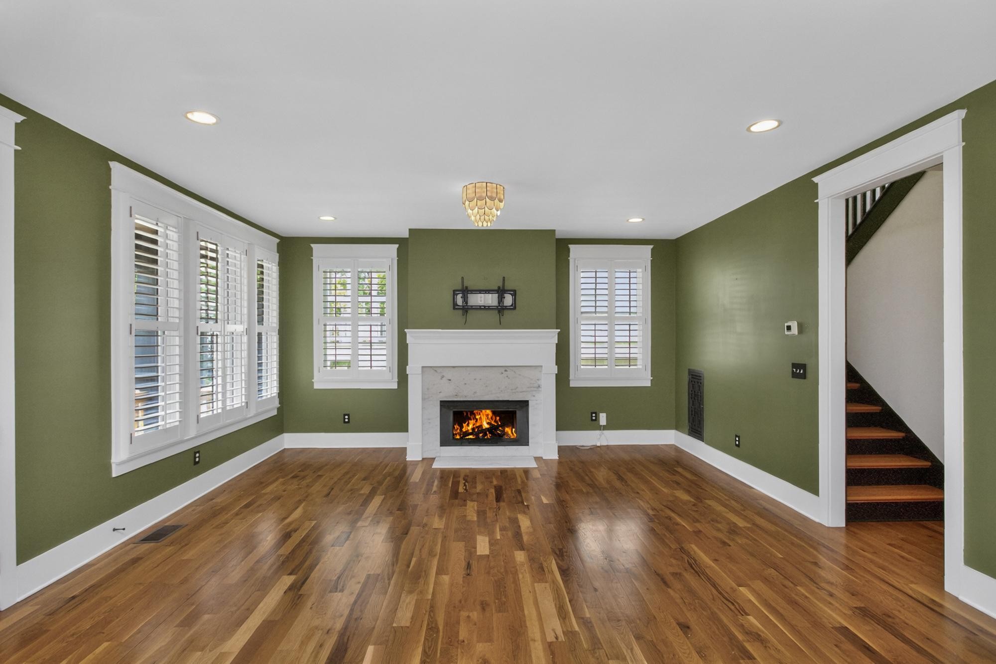 1315 Lillian St