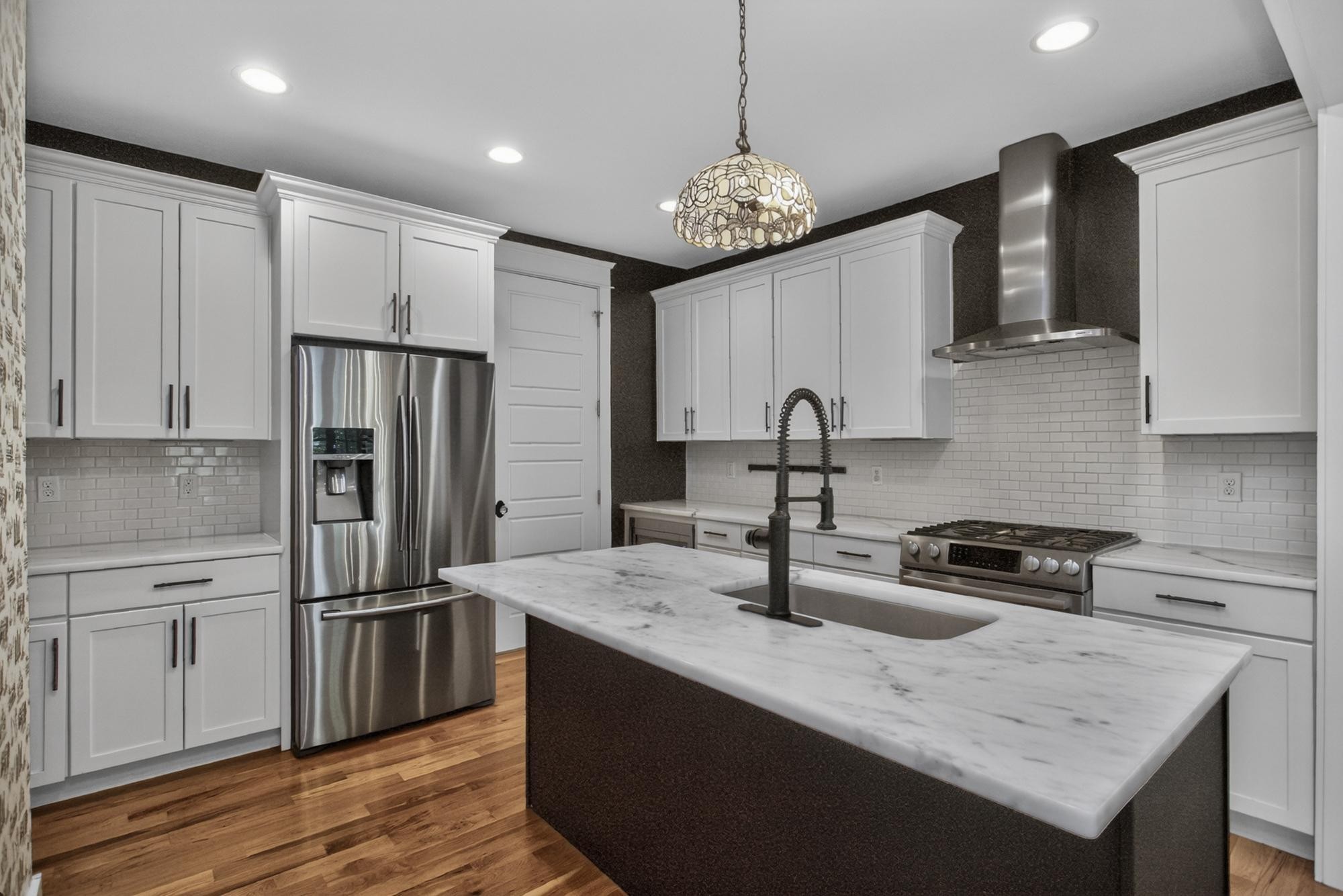 1315 Lillian St