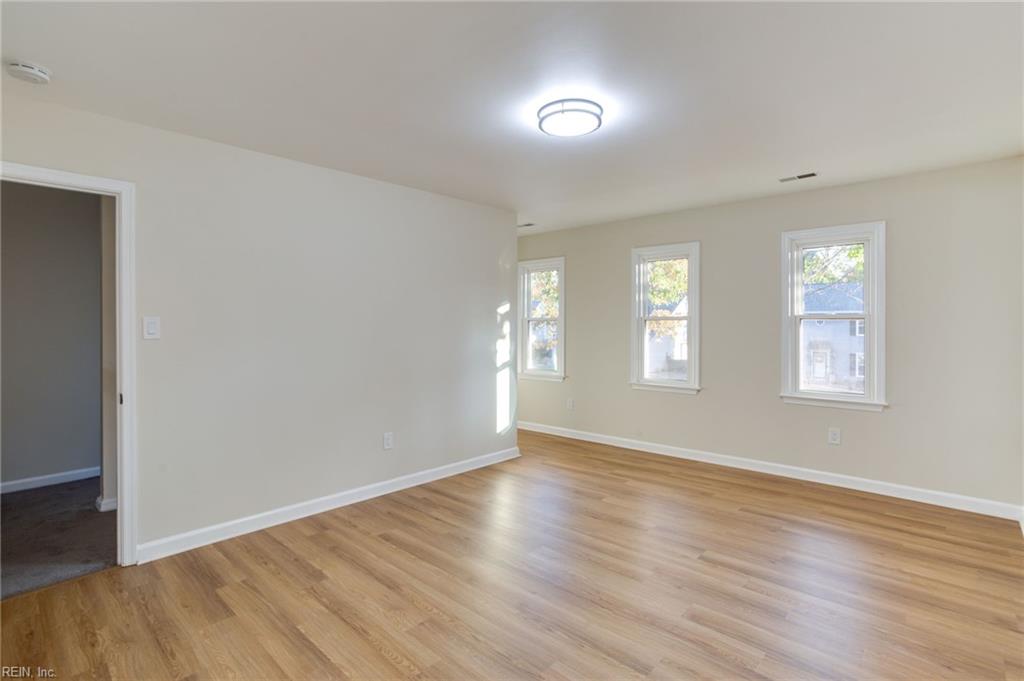 103 Heath PL