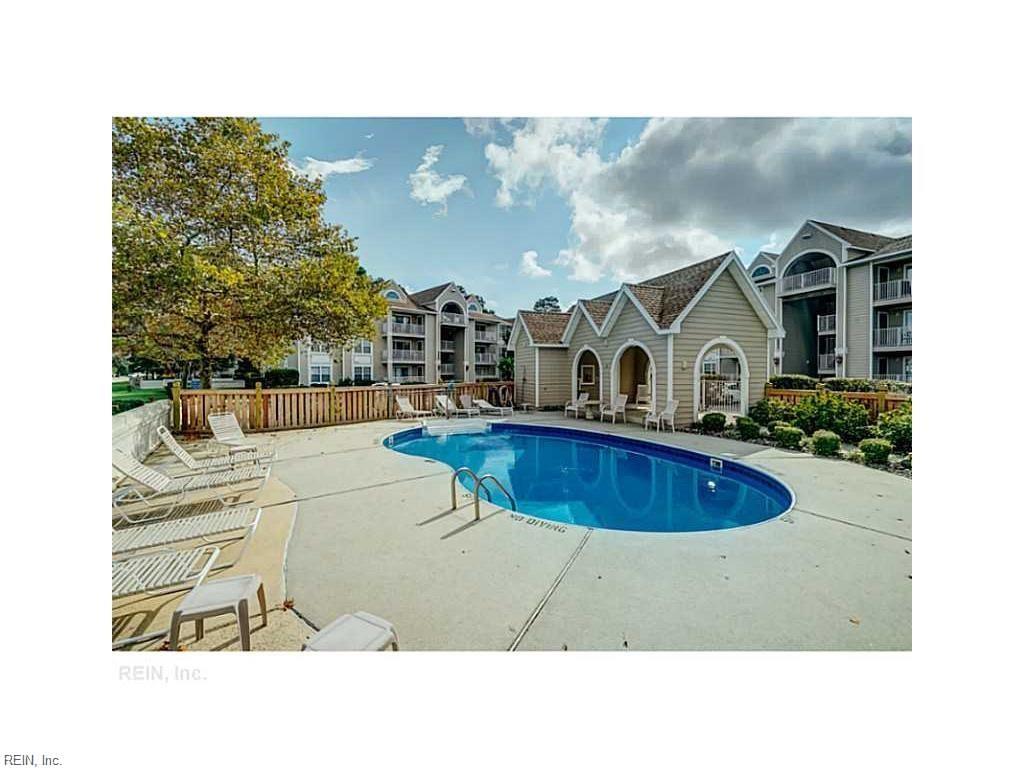 2229 Lesner CRES 302