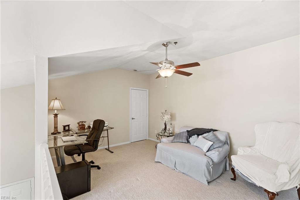 2229 Lesner CRES 302