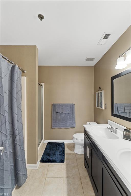 2229 Lesner CRES 302