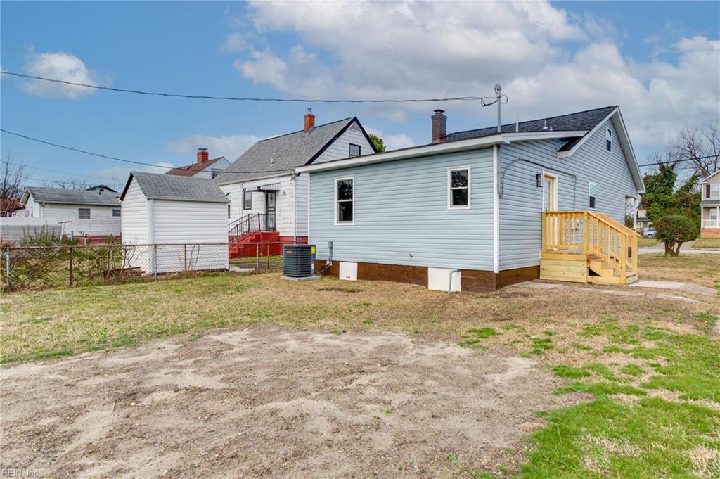 47 Ash AVE