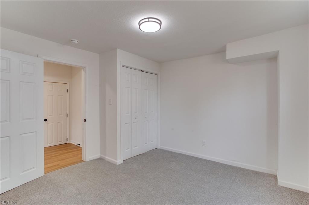 47 Ash AVE