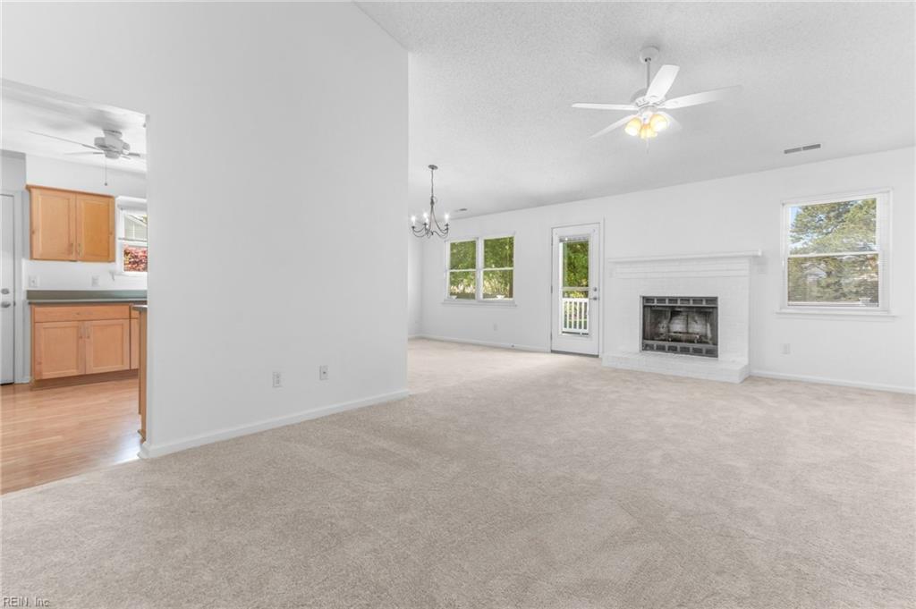 944 Chigwell RD