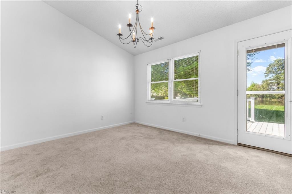 944 Chigwell RD