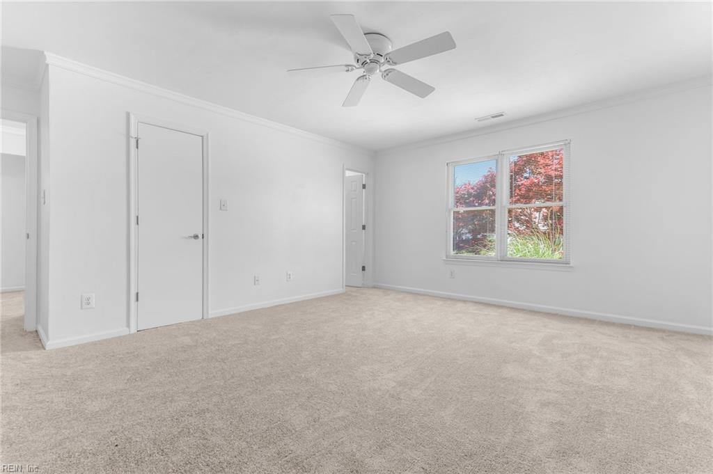 944 Chigwell RD