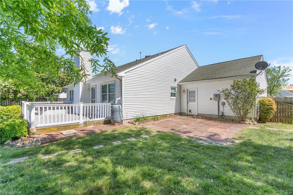 944 Chigwell RD