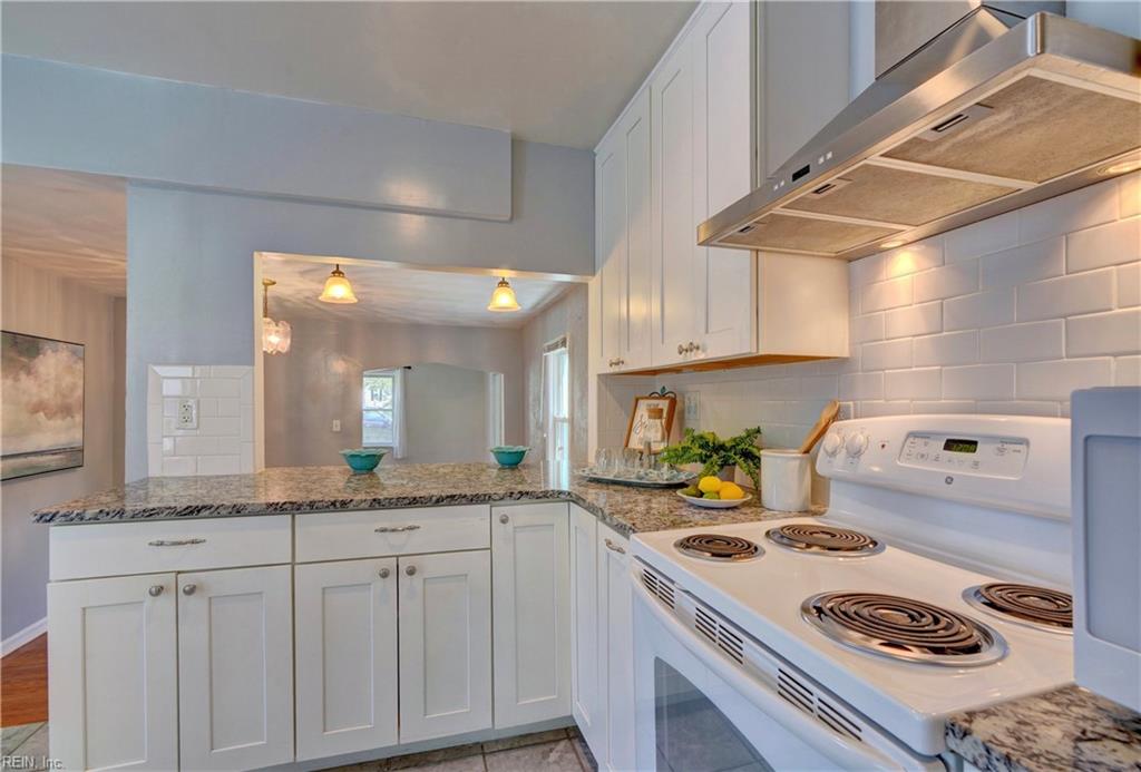 1331 Sunset DR
