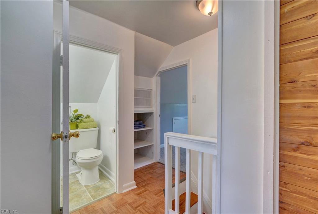 1331 Sunset DR
