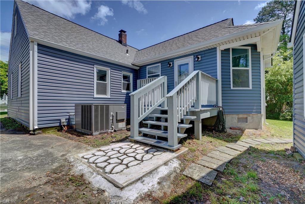 1331 Sunset DR