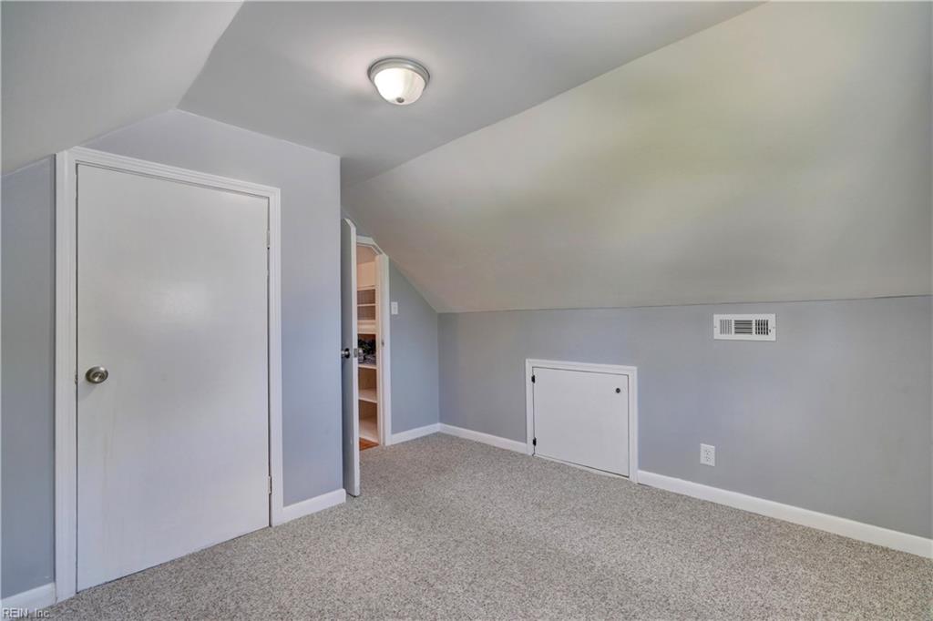1331 Sunset DR