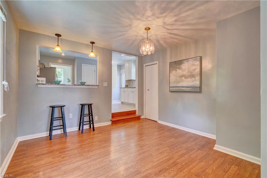 1331 Sunset DR