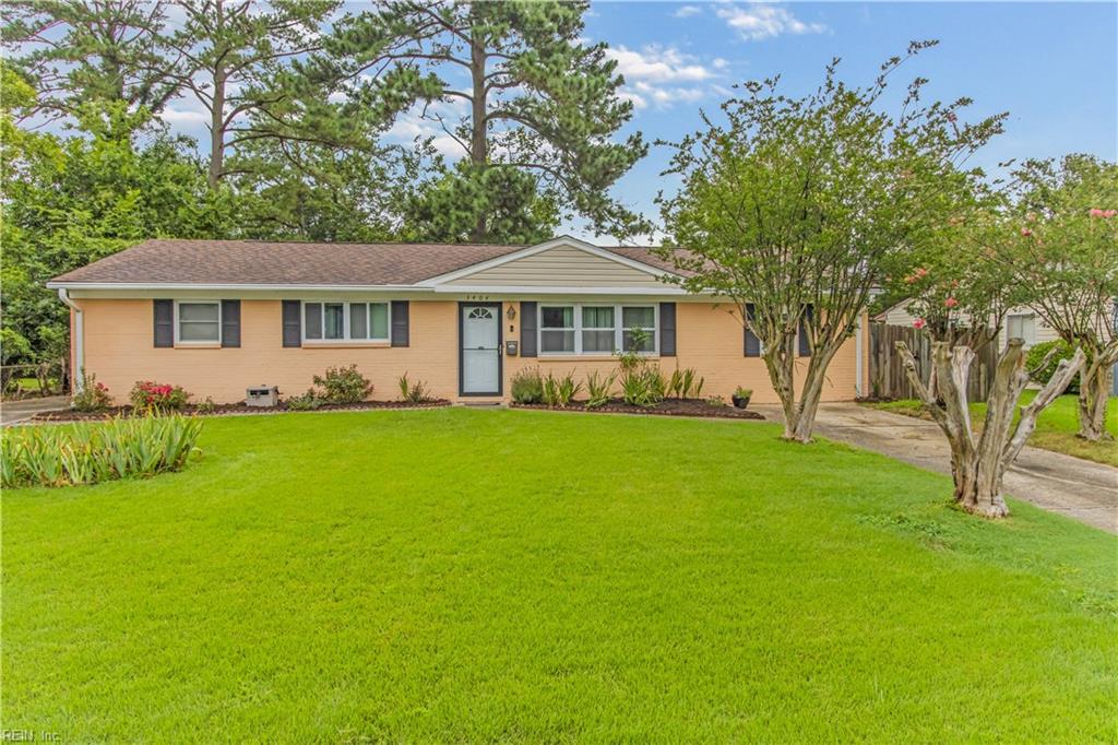 3404 Melinda PL