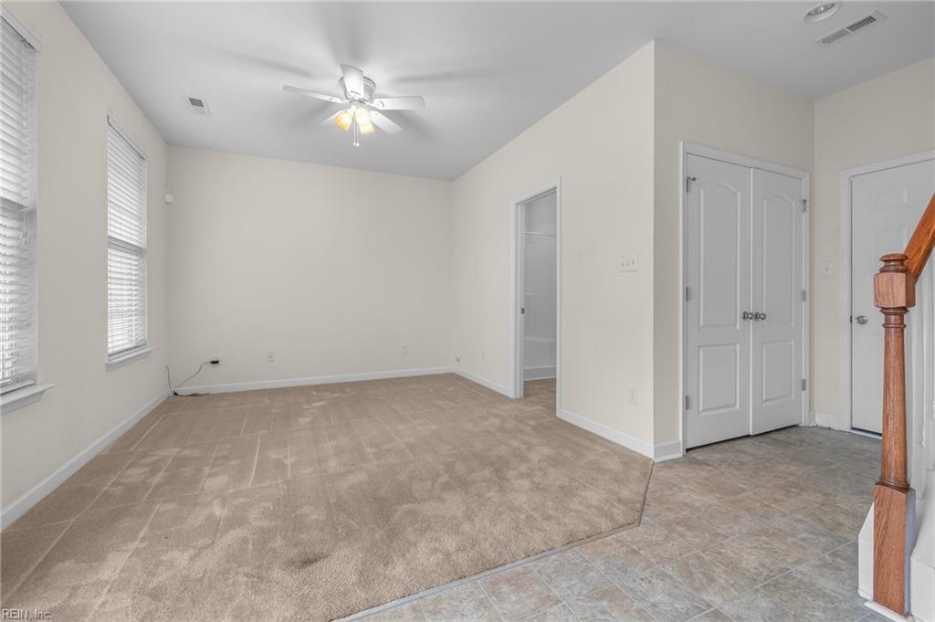 3152 Greenwood DR