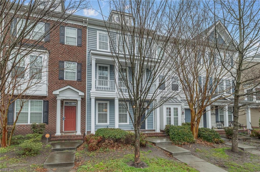 3152 Greenwood DR