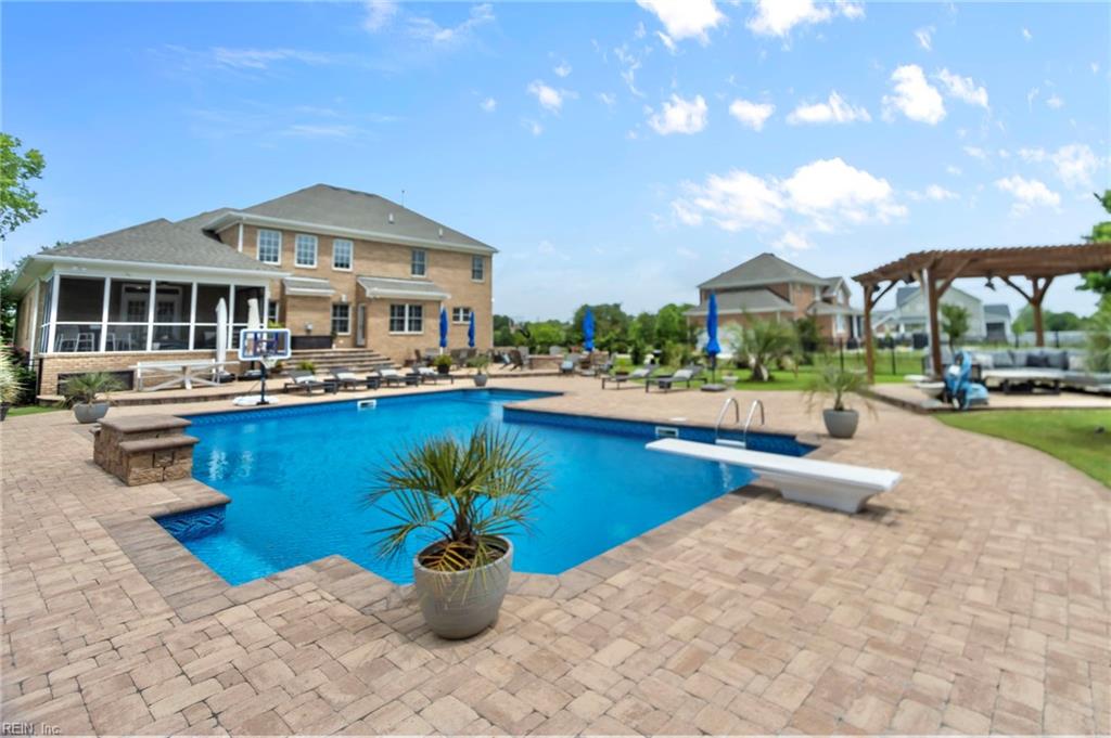 2057 Williams Farm RD