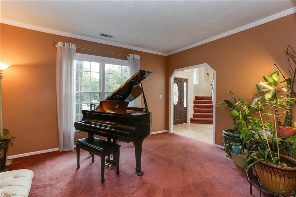 6406 Moss Side CT