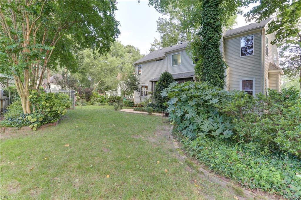 6406 Moss Side CT